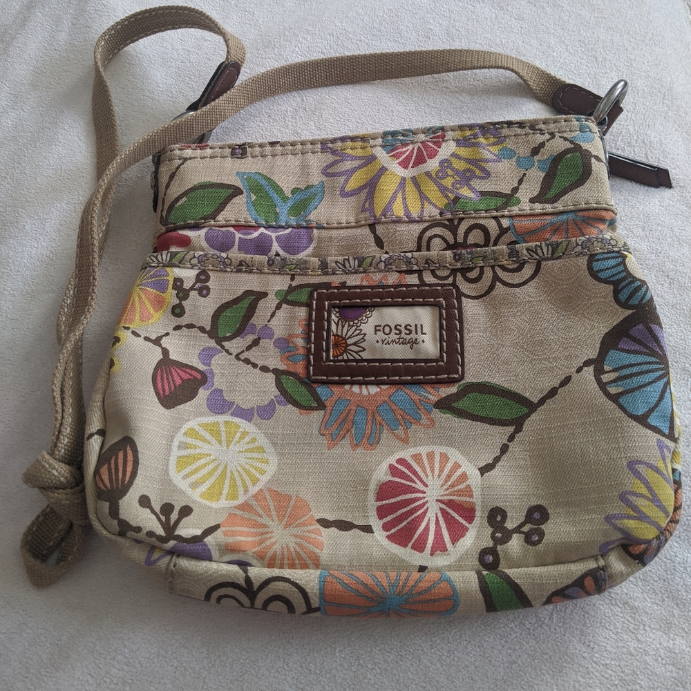 Fossil Vintage Y2K Multi Color Floral Crossbody Handbag Purse Boho